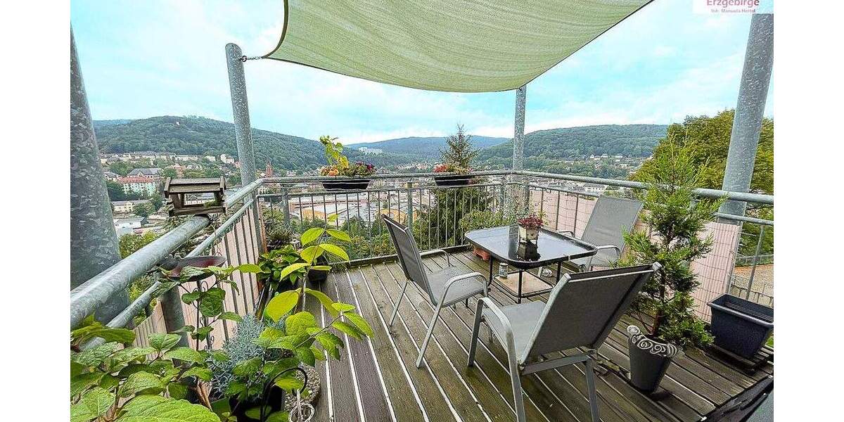 Wohnen mit Traumaussicht - 3-Raum-Wohnung auf dem Zeller Berg 3 zimmer