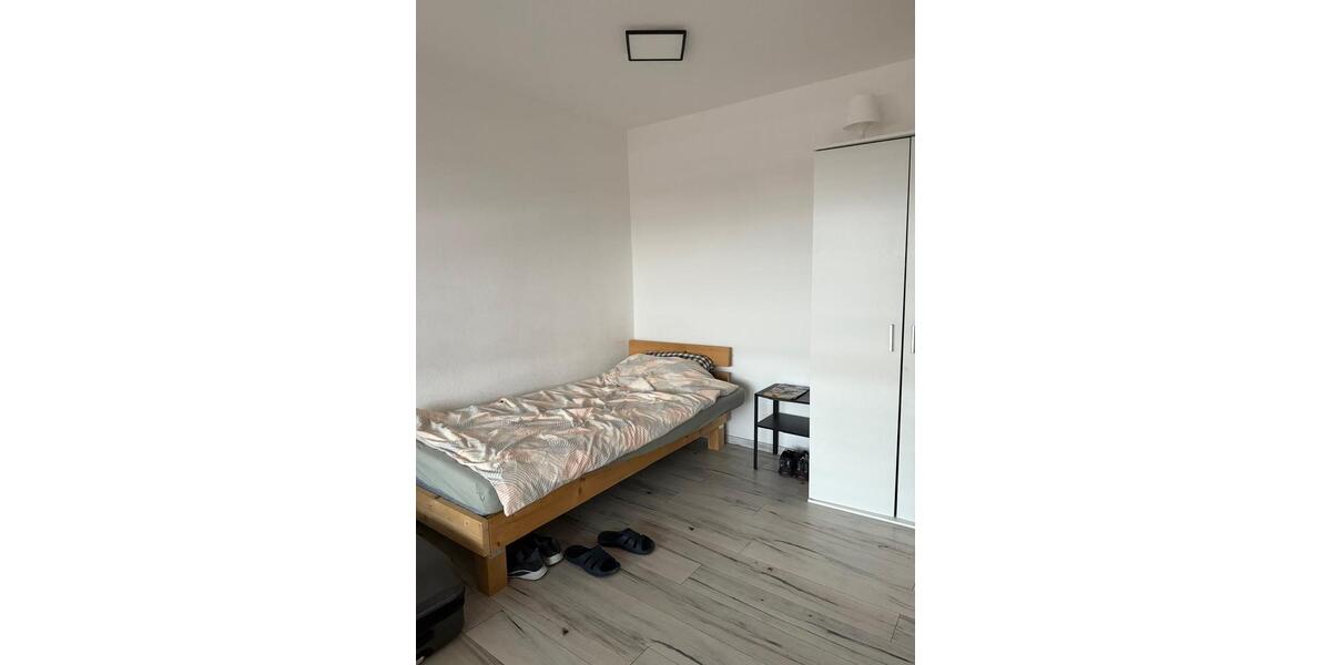 Wohnen auf Zeit Bruchsal - 2 Zimmer, 65 m&sup2;, 18&euro; | Angebot:22864878