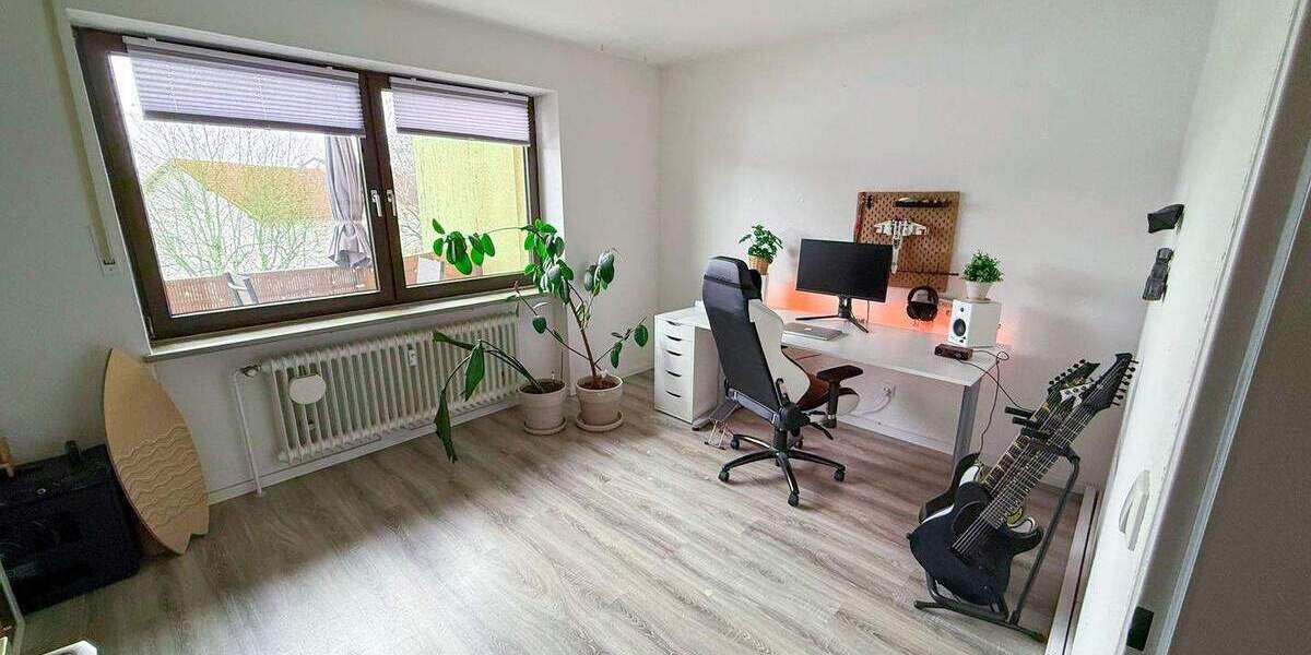 Etagenwohnung Tirschenreuth - 3 Zimmer, 87 m&sup2;, 660&euro; | Angebot:24855736