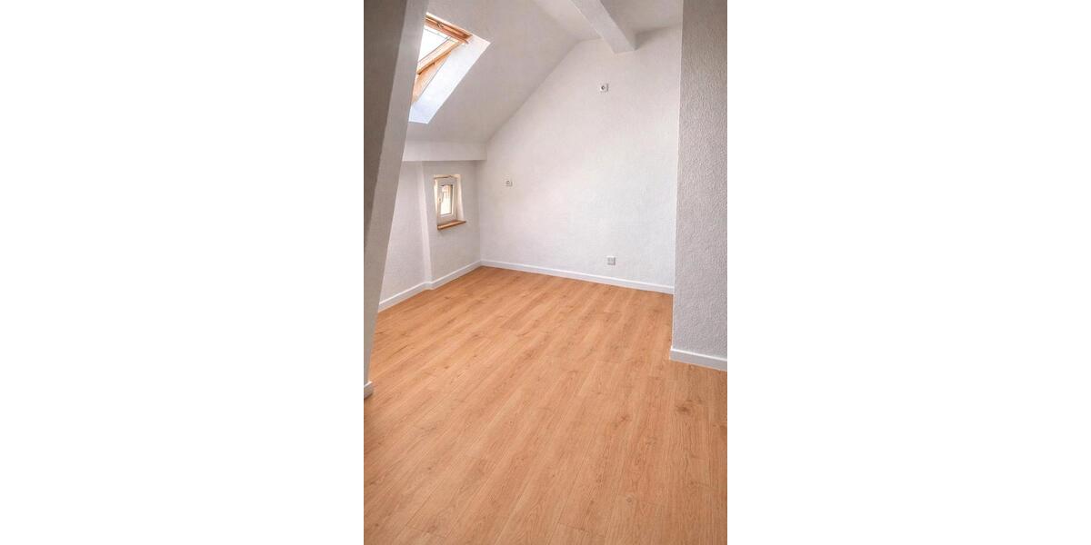 Dachgeschoßwohnung Egeln - 3 Zimmer, 60 m&sup2;, 425&euro; | Angebot:25178554