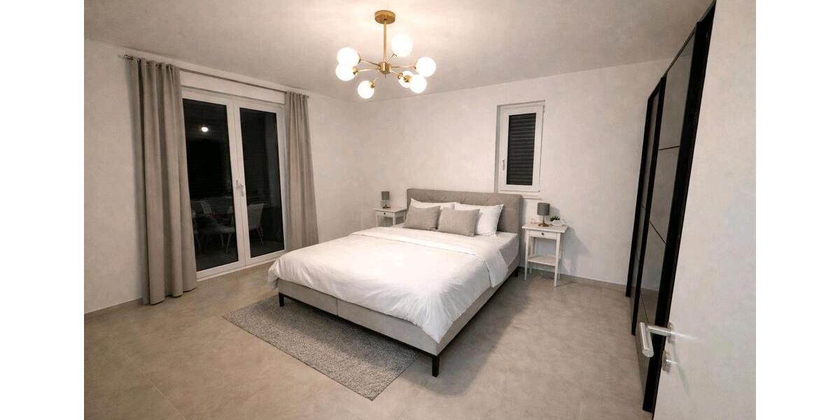 Einfamilienhaus Gütersloh - 2 Zimmer, 96 m&sup2;, 1.250&euro; | Angebot:26021472