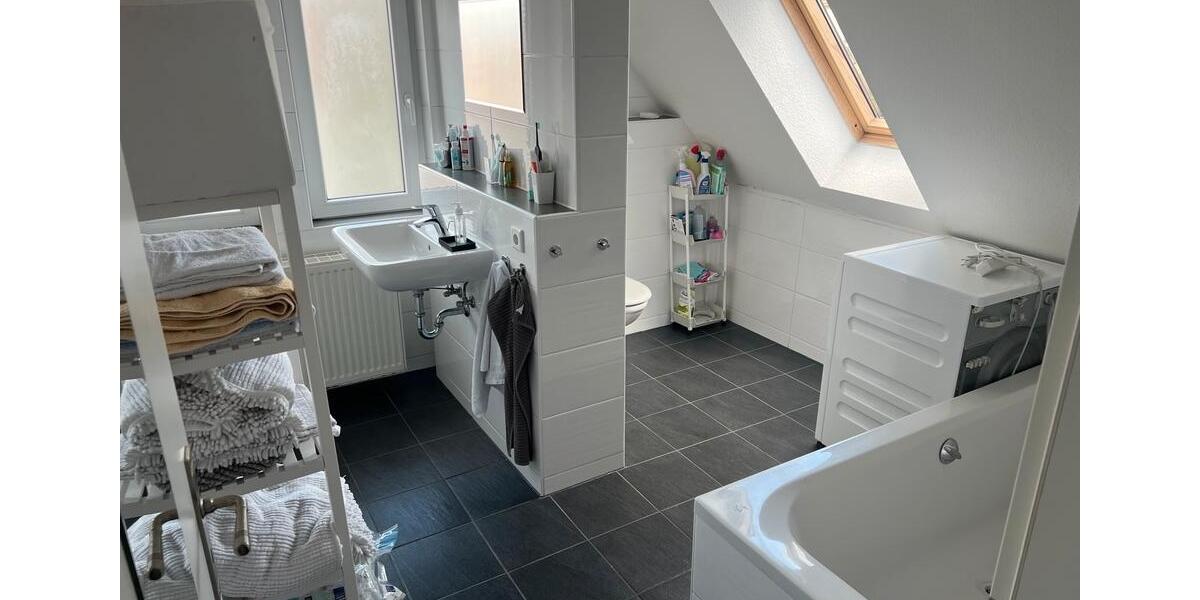 Wohnen auf Zeit Oldenburg Bloherfelde - 1 Zimmer, 10 m&sup2;, 340&euro; | Angebot:26014196