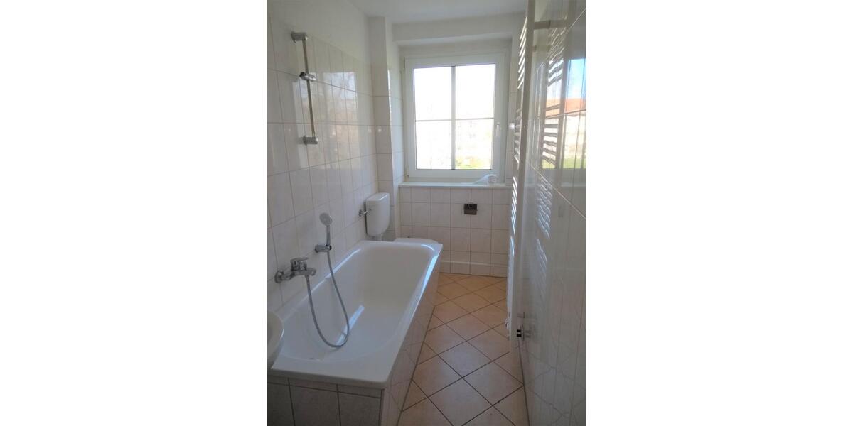 Etagenwohnung Braunsbedra - 3 Zimmer, 60 m&sup2;, 358&euro; | Angebot:25962101