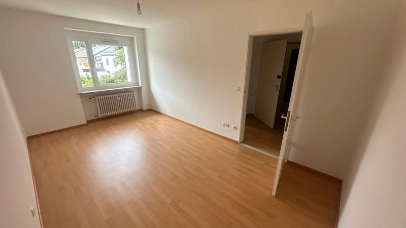 Etagenwohnung Gauting - 2 Zimmer, 70 m&sup2;, 1.142&euro; | Angebot:25977078