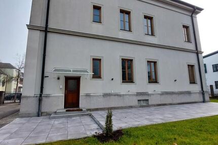 Wohnung Straubing - 4 Zimmer, 137 m&sup2;, 1.050&euro; | Angebot:26007881