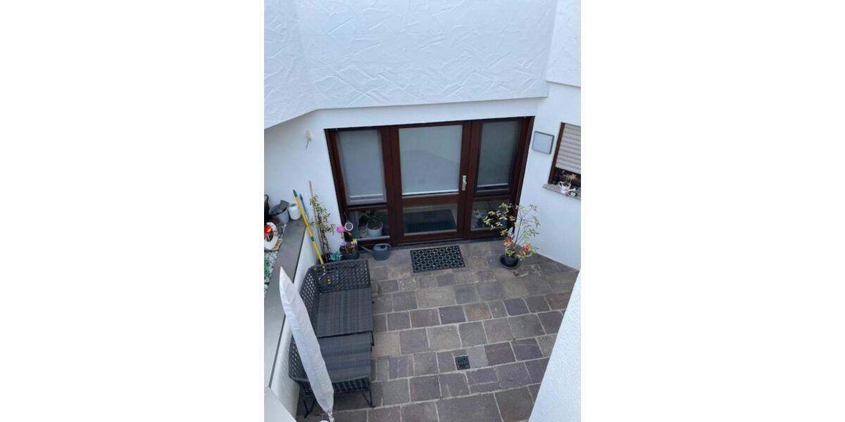 Schöne 1,5 Zi.-Einliegerwohnung mit EBK von Privat 1 zimmer