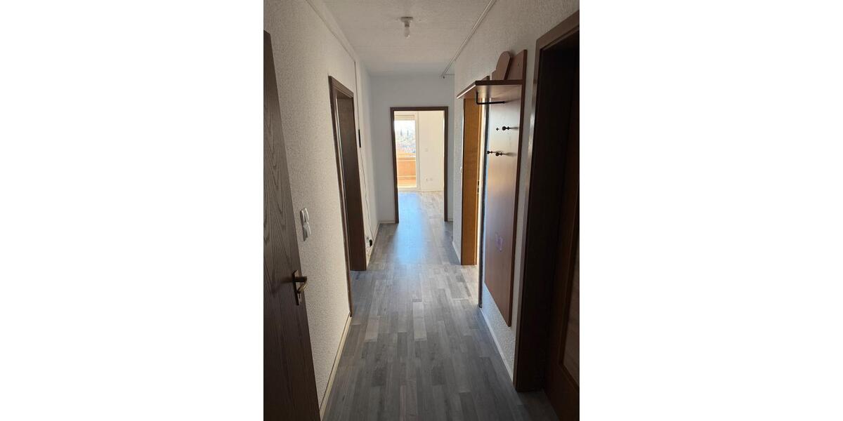 Dachgeschoßwohnung Siegelsbach - 4 Zimmer, 66 m&sup2;, 1.050&euro; | Angebot:26129774