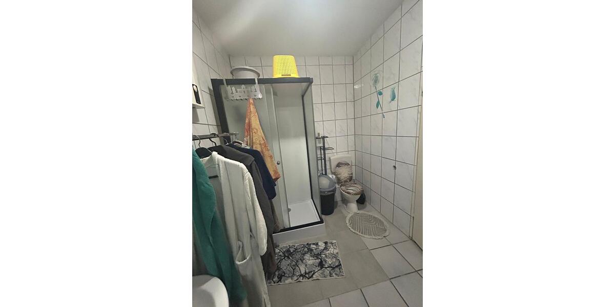 Etagenwohnung Dortmund Mengede - 4 Zimmer, 135 m&sup2;, 1.100&euro; | Angebot:26270992