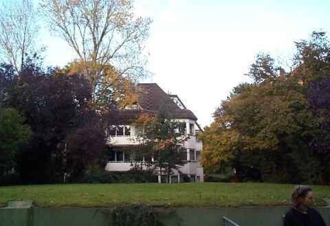 Schöne Wohnung im vorderen Schwachhausen mit Balkon und Einbauküche