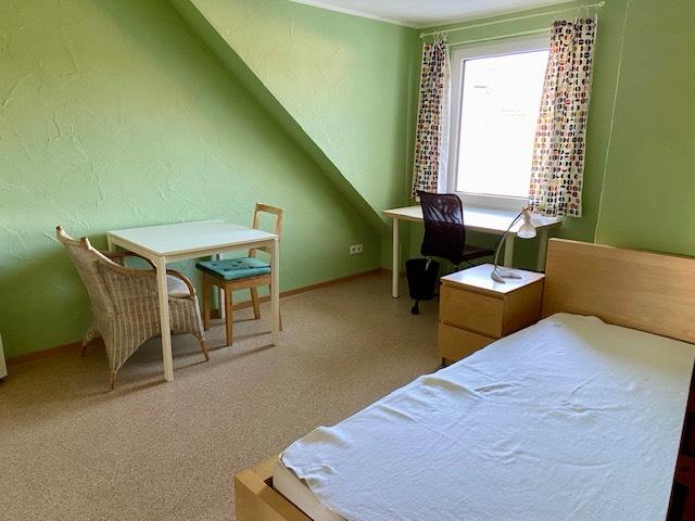 Etagenwohnung Mayen - 1 Zimmer, 15 m&sup2;, 350&euro; | Angebot:25931573