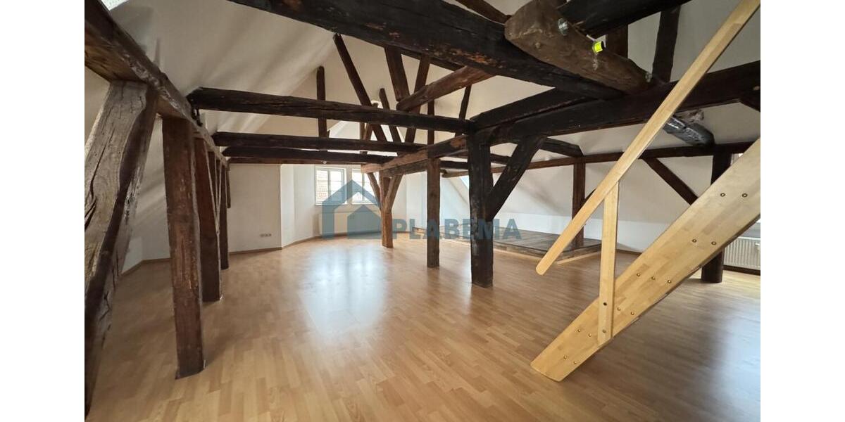 Dachgeschoßwohnung Parchim - 2 Zimmer, 87 m&sup2;, 868&euro; | Angebot:24148903