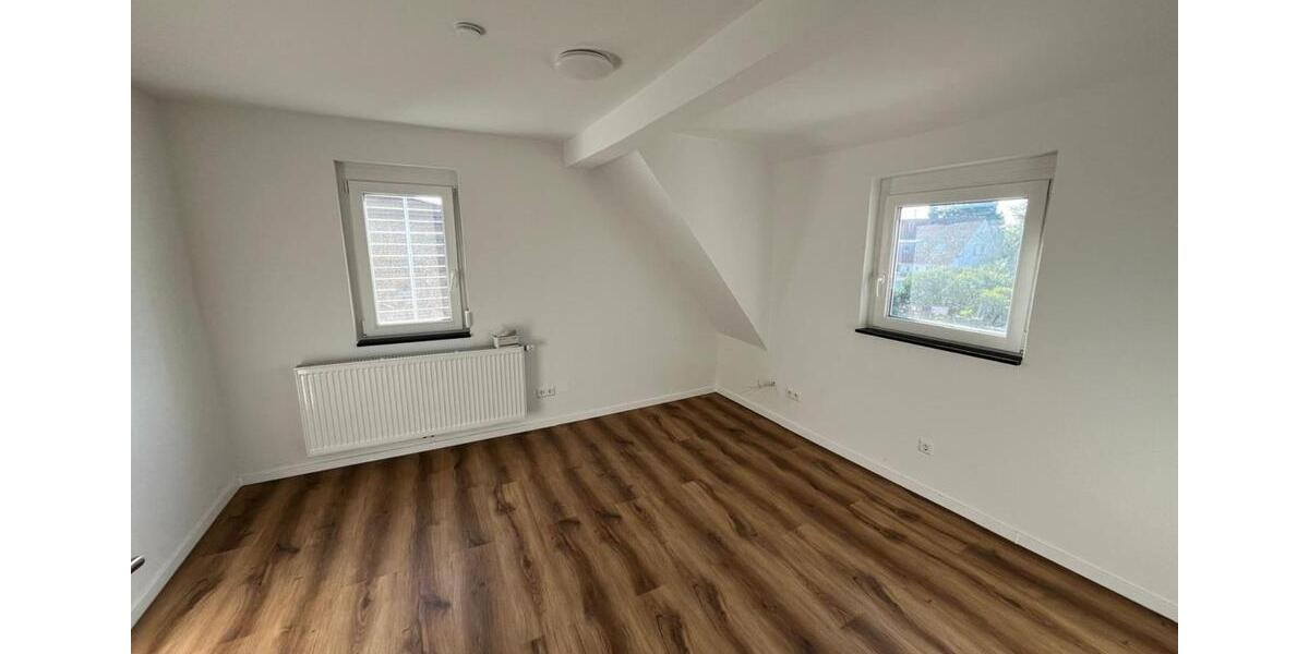 Einfamilienhaus Pfaffenhofen - 6 Zimmer, 200 m&sup2;, 1.750&euro; | Angebot:24700311
