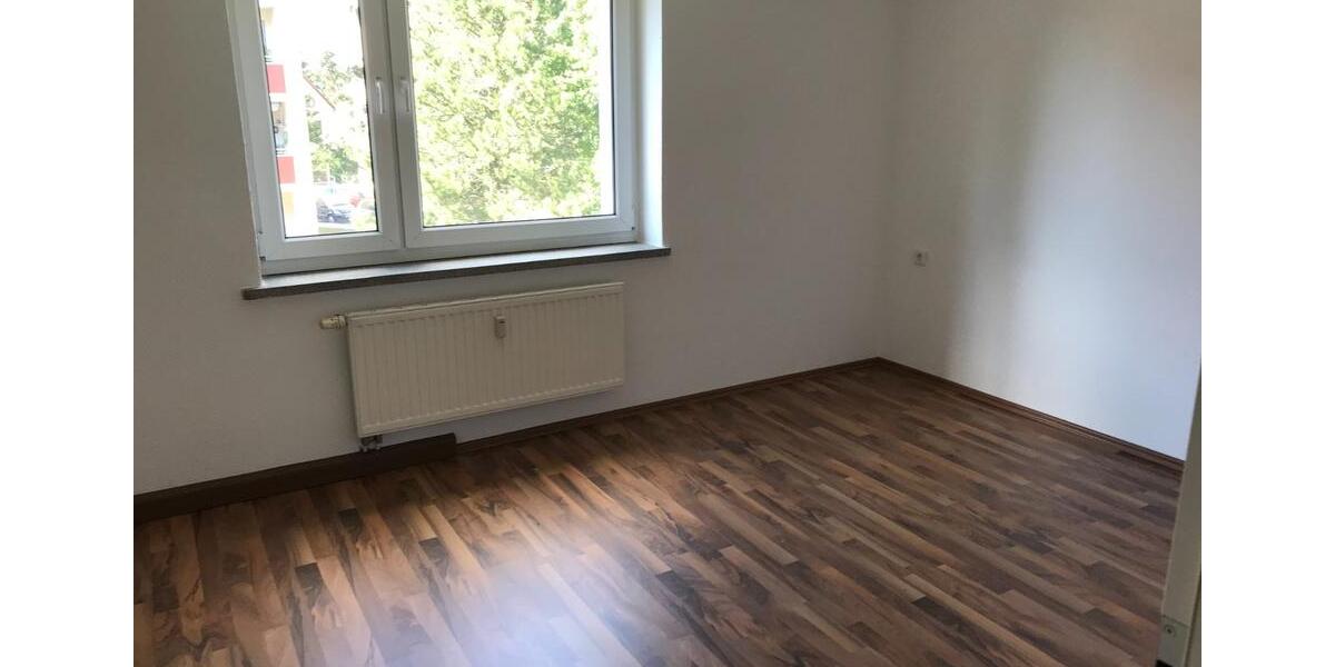 Etagenwohnung Großröhrsdorf - 3 Zimmer, 65 m&sup2;, 520&euro; | Angebot:25882707