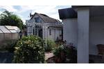 schöner Bungalow, 2,5 Zimmer mit Garage und Garten