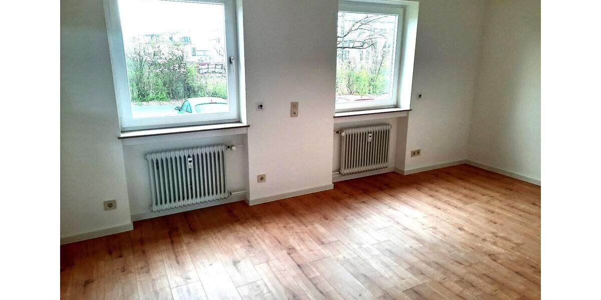 Erdgeschoßwohnung Offenbach am Main Bieber - 3 Zimmer, 94 m&sup2;, 1.000&euro; | Angebot:26039336