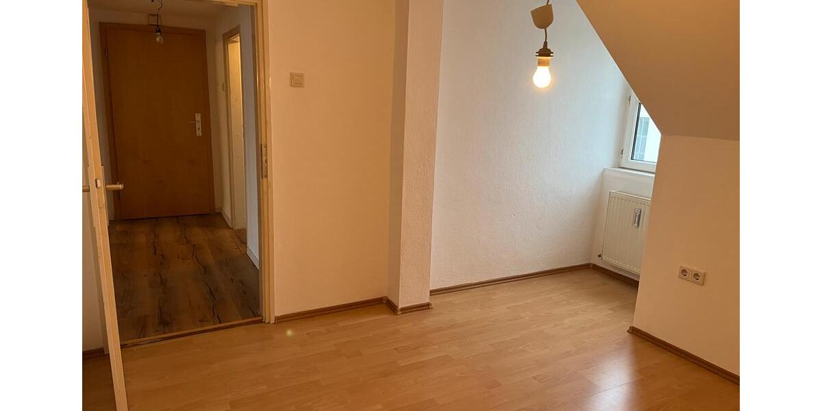 Dachgeschoßwohnung Ingolstadt Münchener Straße - 2 Zimmer, 50 m&sup2;, 600&euro; | Angebot:26638675