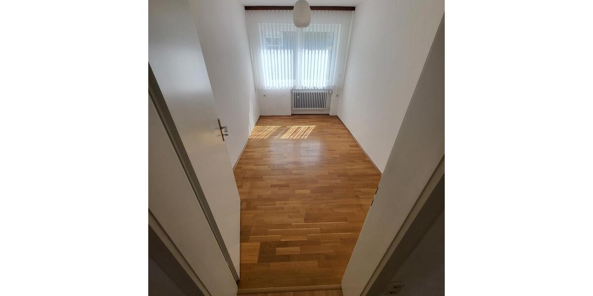 Mehrfamilienhaus, Wohnhaus Krumbach (Schwaben) - 5 Zimmer, 144 m&sup2;, 1.500&euro; | Angebot:25300778