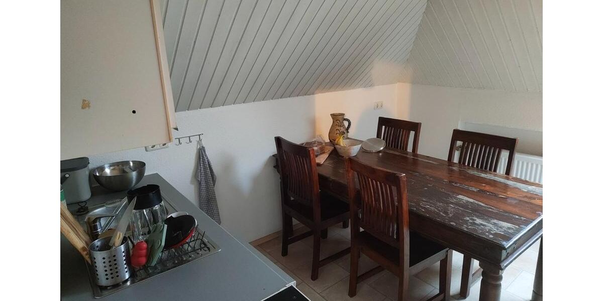 Uni Viertel gepflegte 2-Zimmer Dachgeschosswohnung 2 zimmer