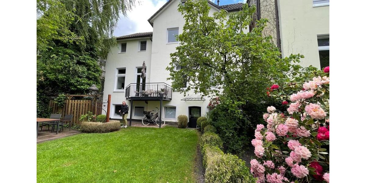 Hochparterre Oldenburg Dobbenviertel - 3 Zimmer, 100 m&sup2;, 2.300&euro; | Angebot:24446698