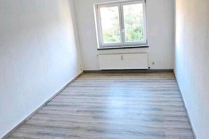 Helle 2 Zimmer Wohnung in Crimmitschau zu vermieten 2 zimmer