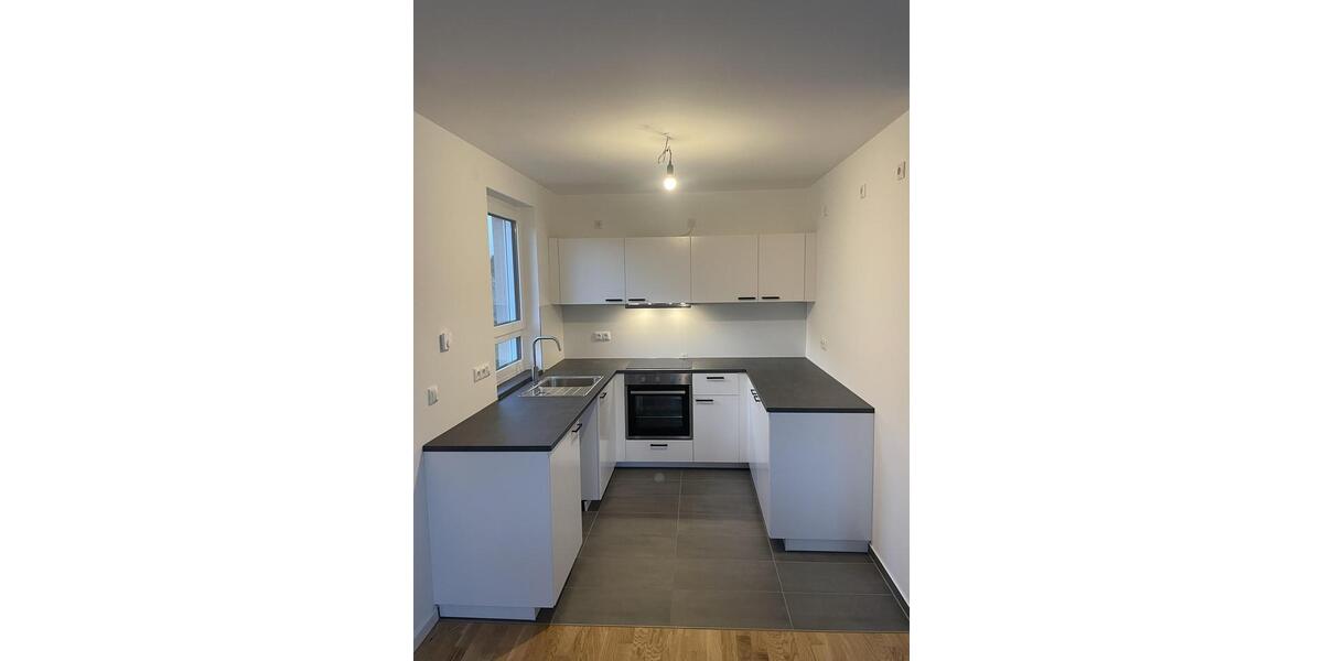 Doppelhaushälfte Schöneiche bei Berlin - 6 Zimmer, 140 m&sup2;, 2.500&euro; | Angebot:23971007