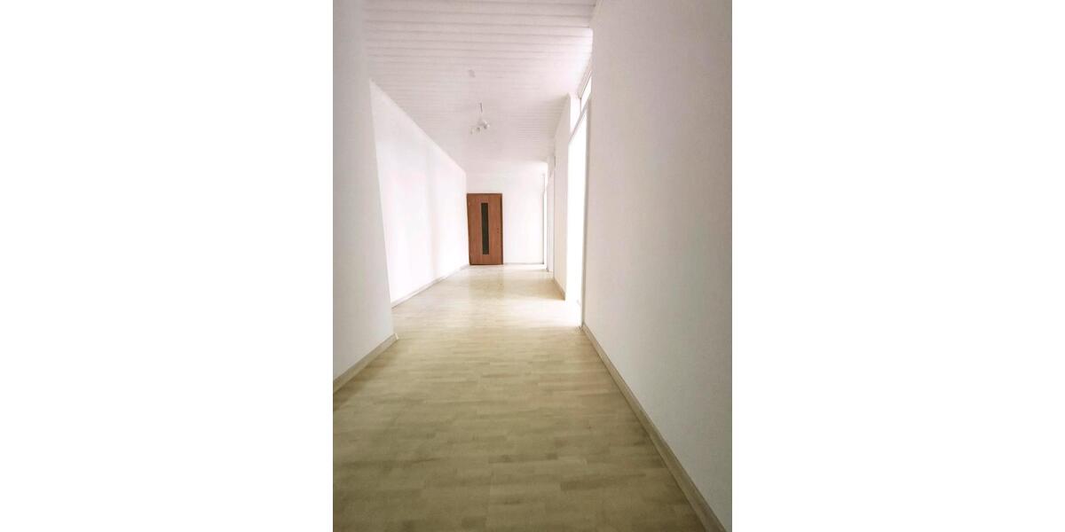 Etagenwohnung Babenhausen - 5 Zimmer, 145 m&sup2;, 1.500&euro; | Angebot:25964054