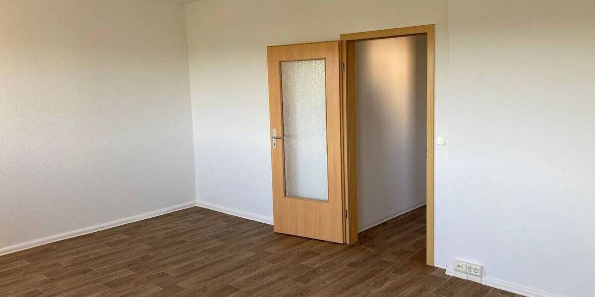 Etagenwohnung Gera Lusan - 2 Zimmer, 52 m&sup2;, 315&euro; | Angebot:26805929