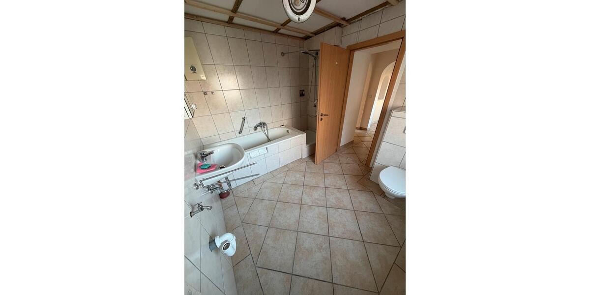 Etagenwohnung Nümbrecht - 3 Zimmer, 80 m&sup2;, 780&euro; | Angebot:26150885