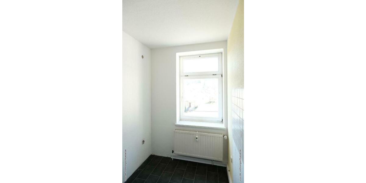 Etagenwohnung Schneeberg - 3 Zimmer, 60 m&sup2;, 360&euro; | Angebot:26442342