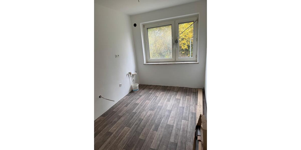 Erdgeschoßwohnung Münchberg - 3 Zimmer, 70 m&sup2;, 750&euro; | Angebot:26255306