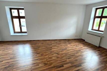 Wohnung Aschersleben - 2 Zimmer, 60 m&sup2;, 400&euro; | Angebot:25822447