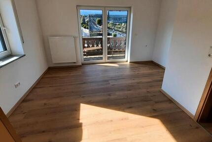 Wohnung Viechtach - 5 Zimmer, 160 m&sup2;, 1.050&euro; | Angebot:26019907