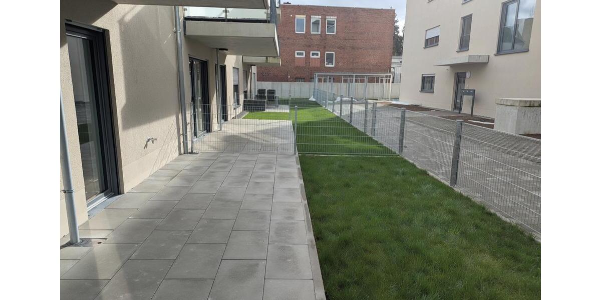 Erdgeschoßwohnung Straubing - 3 Zimmer, 100 m&sup2;, 1.300&euro; | Angebot:26636177