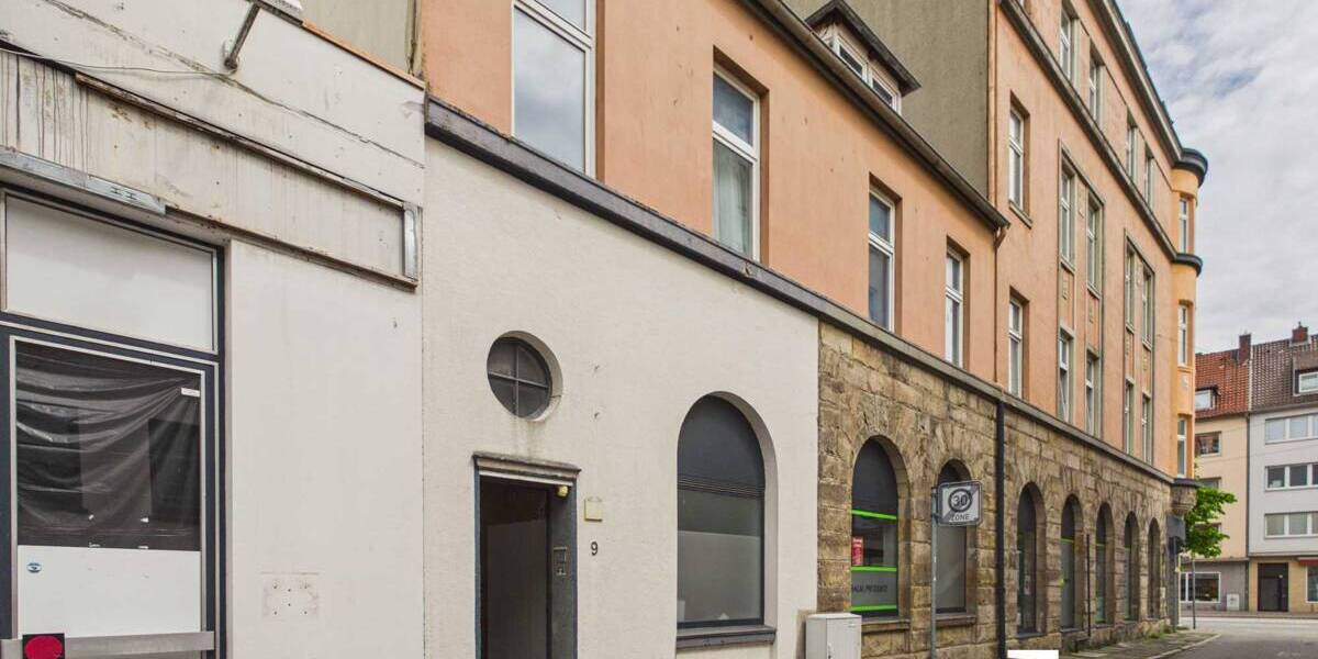 Mehrfamilienhaus, Wohnhaus Bremerhaven / Geestemünde Geestemünde - 6 Zimmer, 140 m&sup2;, 1.300&euro; | Angebot:26744295
