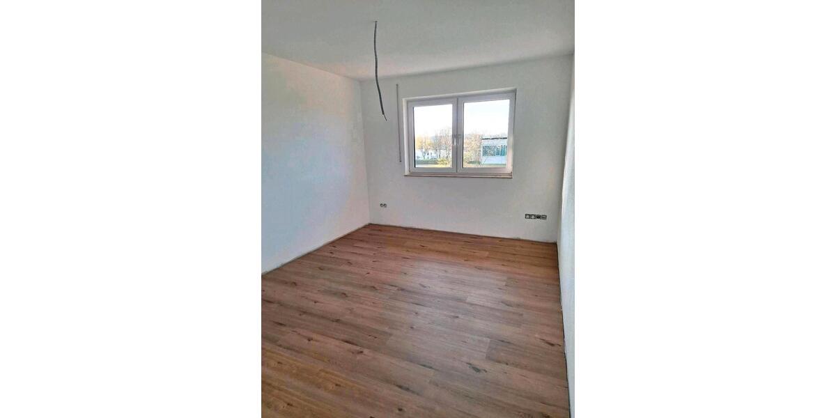Doppelhaushälfte Gangkofen - 4 Zimmer, 133 m&sup2;, 1.300&euro; | Angebot:26503616