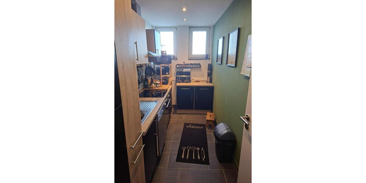 Haus im Haus - Sanierte 4,5 Zimmer Wohnung mit EFH Flair 4 zimmer