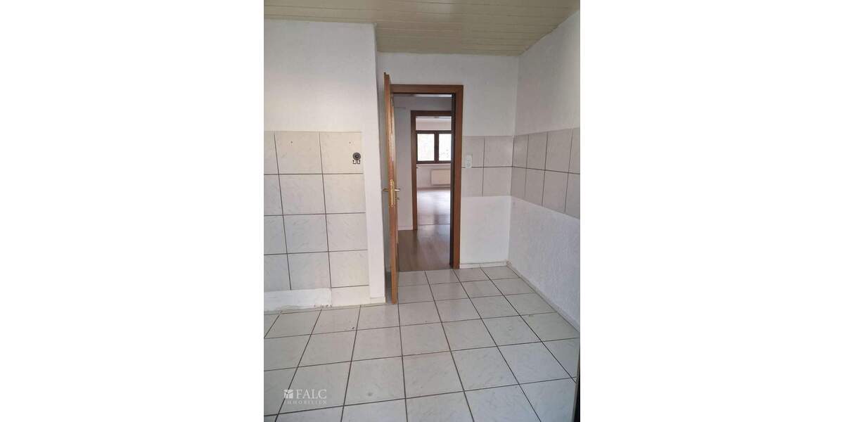 Etagenwohnung Hanau - 3 Zimmer, 79 m&sup2;, 998&euro; | Angebot:25677996