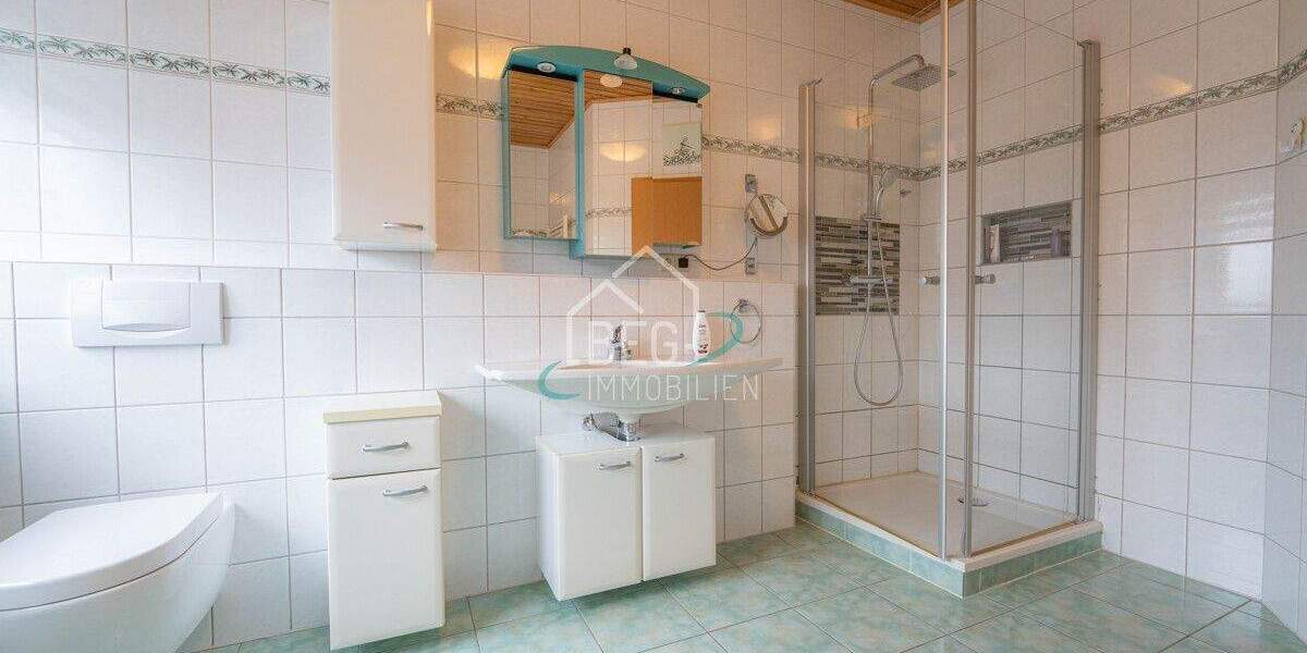 Familienfreundliche Doppelhaushälfte mit Garten und Terrasse 5 zimmer