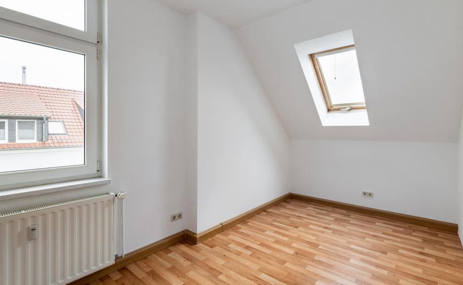 Dachgeschoßwohnung Genthin - 3 Zimmer, 90 m&sup2;, 675&euro; | Angebot:25308683