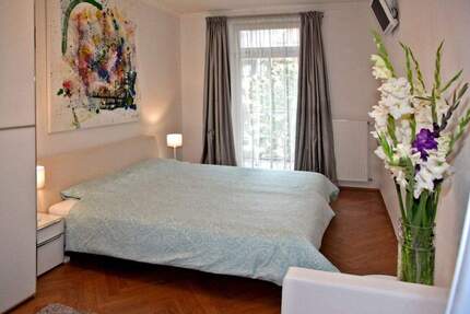 Attraktives Modernisiertes Apartment mit Balkon in München Neuhausen-Nymphenburg 3 zimmer