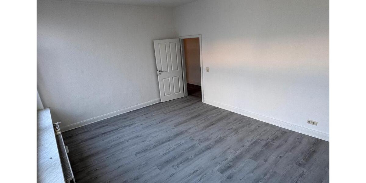 Etagenwohnung Bad Schwartau - 3 Zimmer, 70 m&sup2;, 1.000&euro; | Angebot:25825429