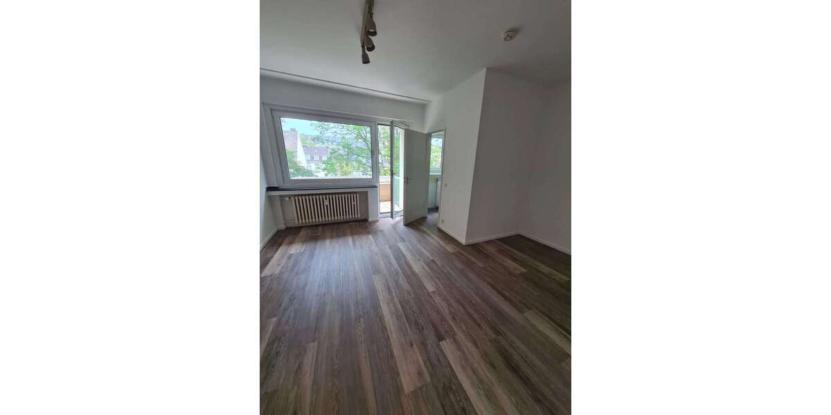 Etagenwohnung Köln Deutz - 1 Zimmer, 31 m&sup2;, 649&euro; | Angebot:26748246