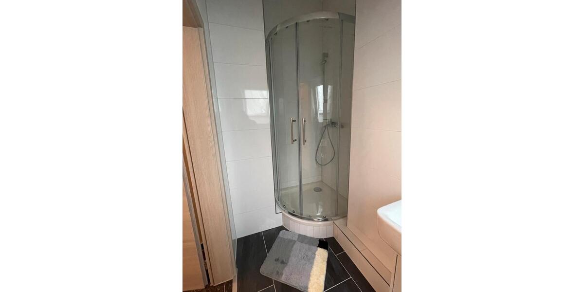 Dachgeschoßwohnung Rüsselsheim am Main - 3 Zimmer, 70 m&sup2;, 690&euro; | Angebot:26150165