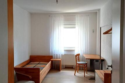 Wohnen auf Zeit Göppingen - 14 Zimmer, 98 m&sup2;, 460&euro; | Angebot:25720834