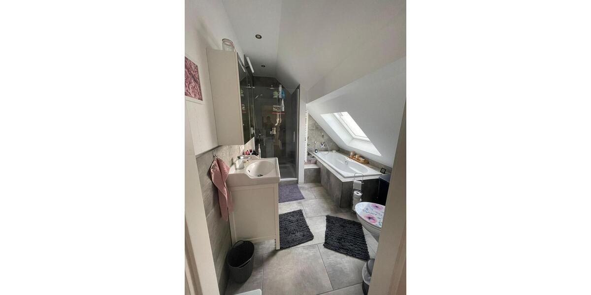 3 Zimmerwohnung Dachgeschosswohnung in Römerberg Heiligenstein 3 zimmer