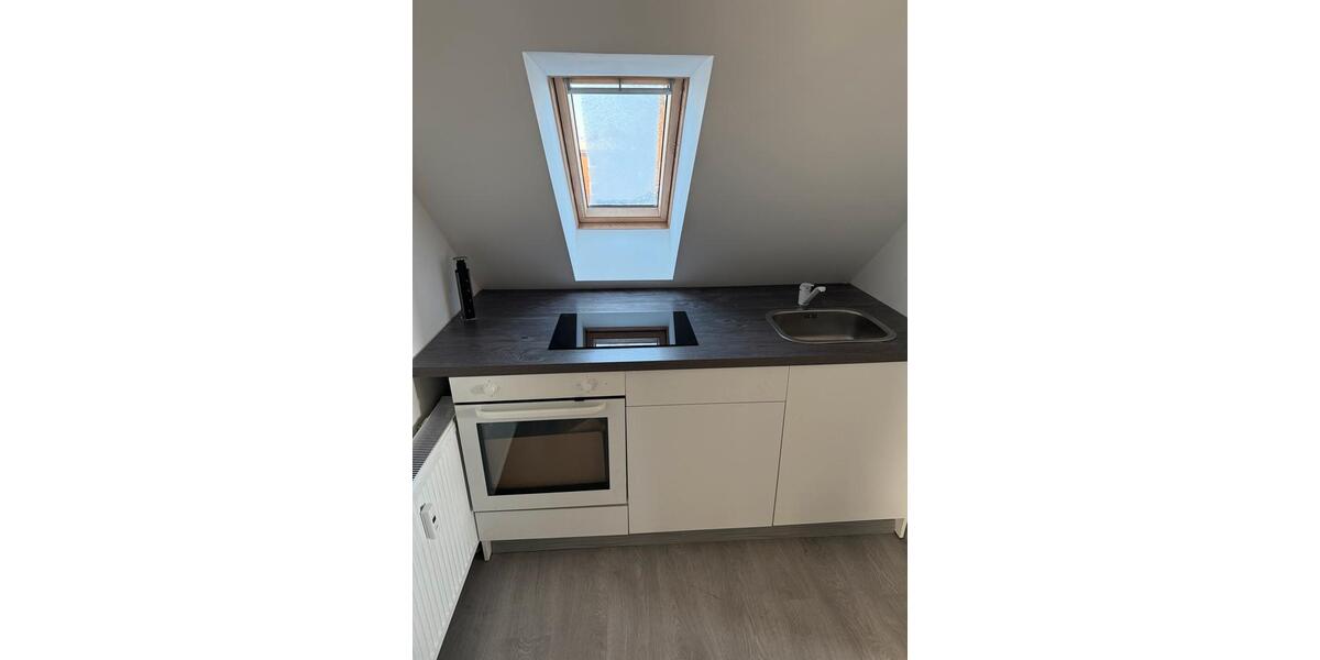 Dachgeschoßwohnung Grabow - 1 Zimmer, 35 m&sup2;, 350&euro; | Angebot:26205581