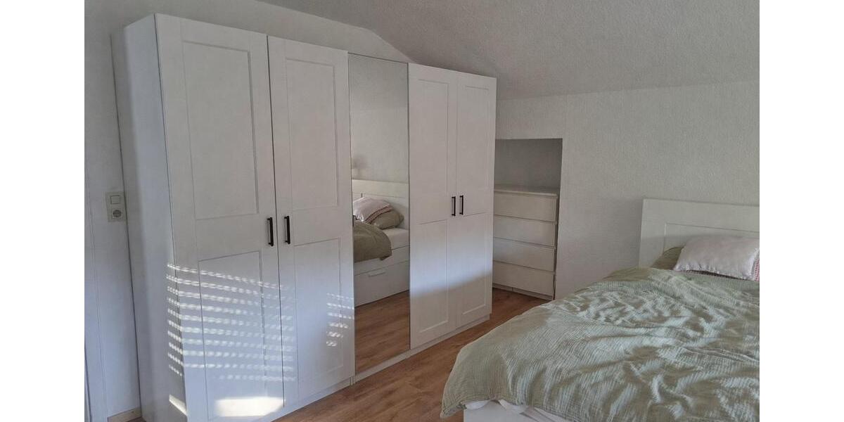 Dachgeschoßwohnung Siegen Kaan-Marienborn - 2 Zimmer, 86 m&sup2;, 774&euro; | Angebot:26337695