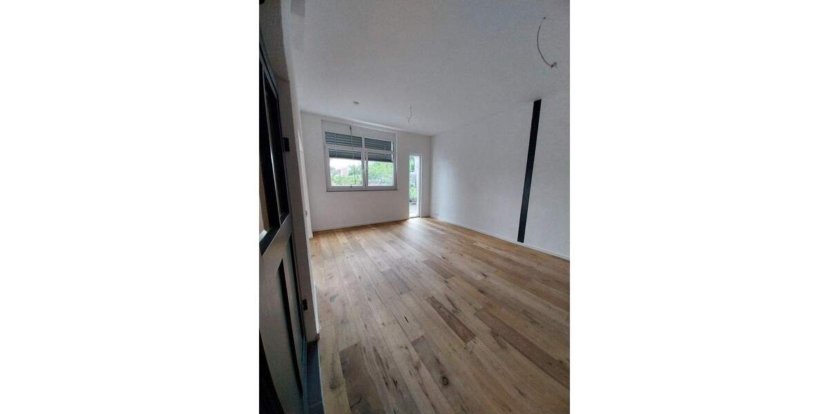 Etagenwohnung Singen - 2 Zimmer, 63 m&sup2;, 820&euro; | Angebot:24517595