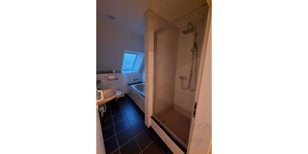 Etagenwohnung Barntrup Sonneborn - 4 Zimmer, 105 m&sup2;, 450&euro; | Angebot:26807119
