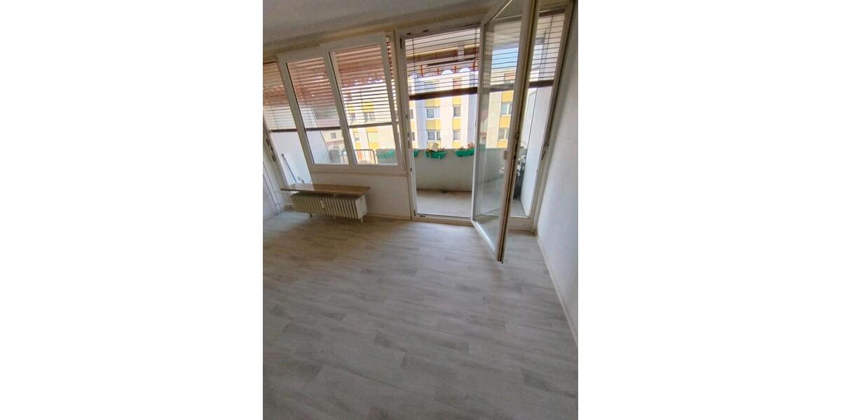 Etagenwohnung Würzburg Heuchelhof - 1 Zimmer, 36 m&sup2;, 957&euro; | Angebot:25376284